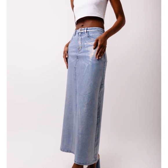 Urban Outfitters/AmyLynn Metallic Silver Maxi Skirt - Picture 1 of 5